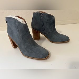 NWT Lucky Brand Pellyon Bootie 8 Gray Suede Ankle Women's Boot Heel Western